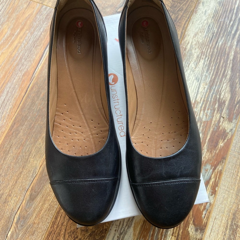 Clarks - Picture 3 of 3